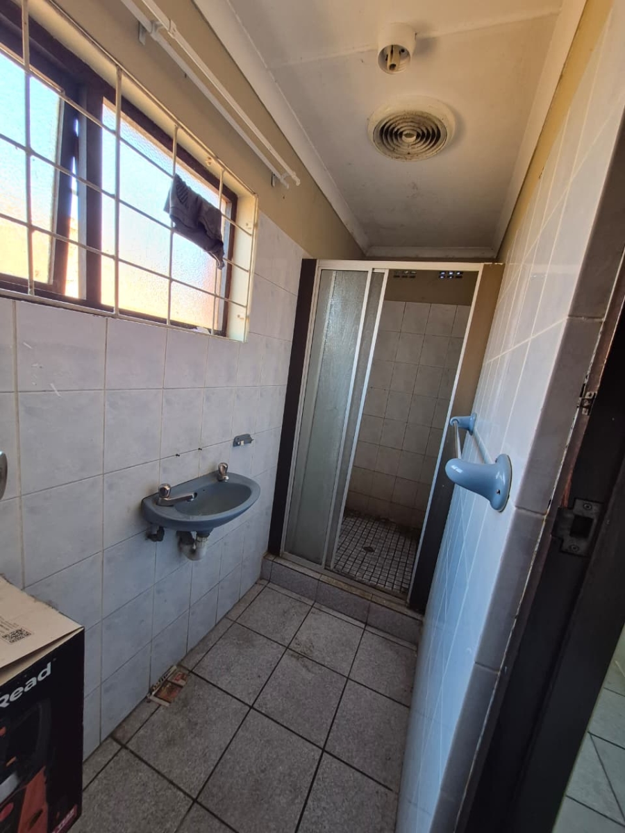 Commercial Property for Sale in Southernwood Eastern Cape